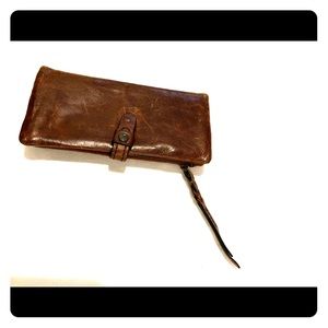Frye wallet